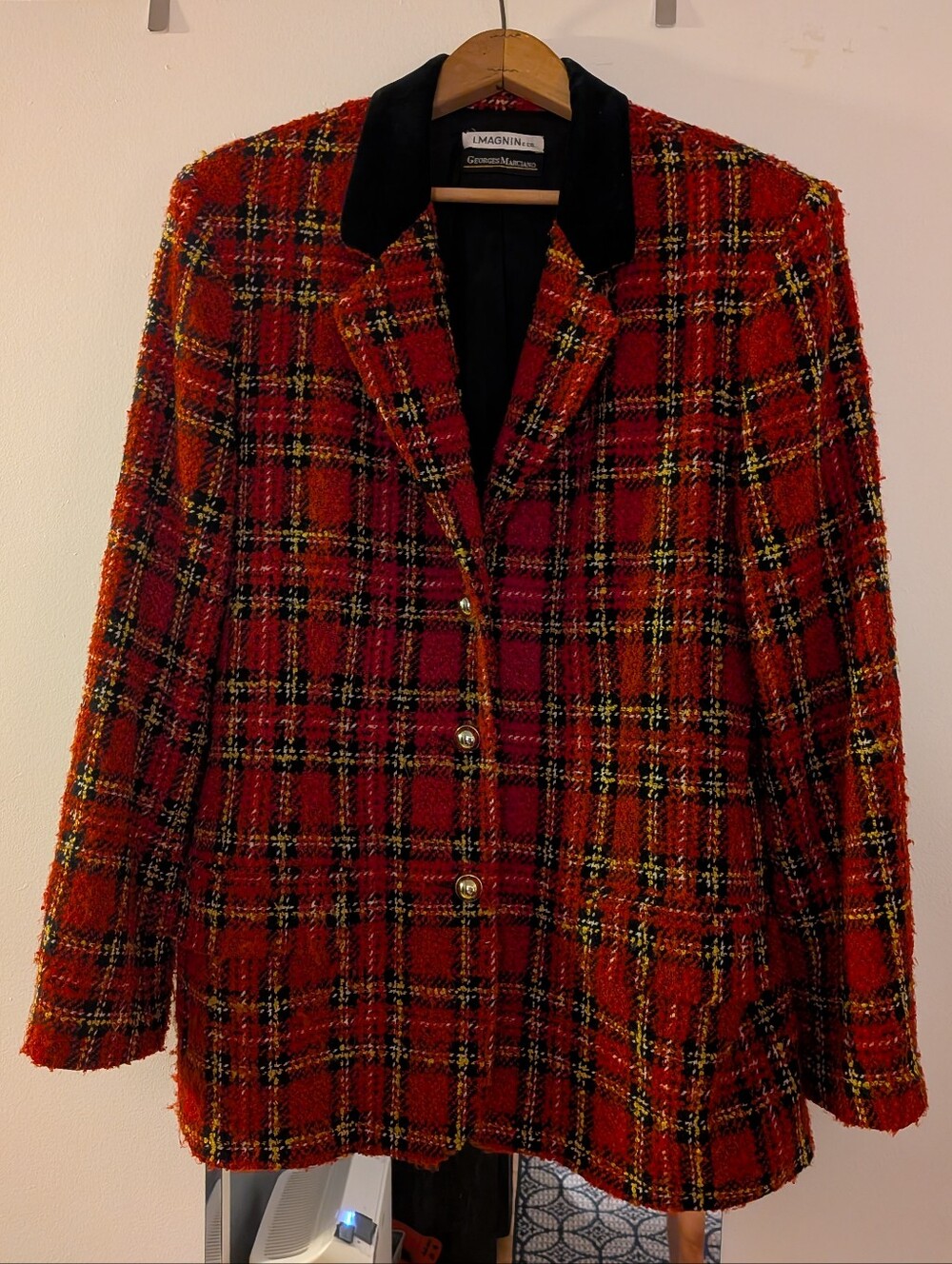 VTG Georges Marciano I. Magnin Red Plaid Tweed Blazer Velvet Collar Gold Buttons